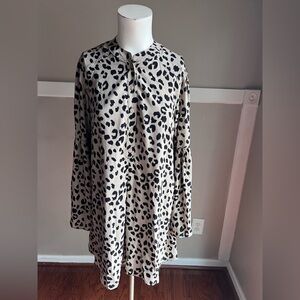 Buddy Love Black and Cream Leopard Button Down Shirt Size Medium